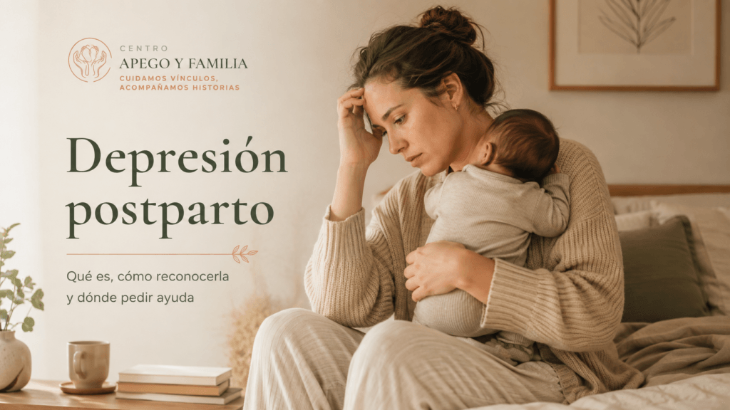 Madre con bebé y posibles síntomas de depresión postparto